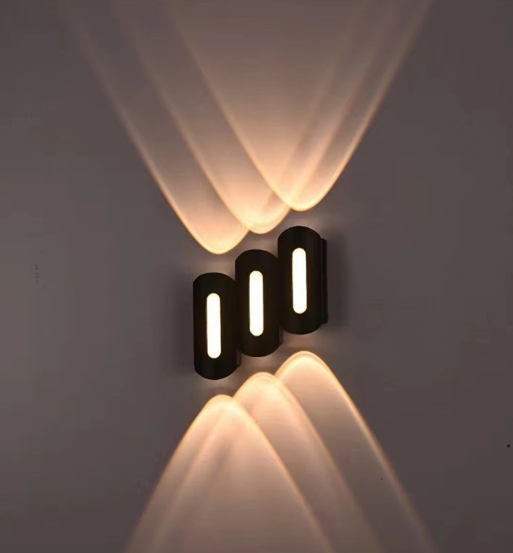 TWILIXO 9 WATT LADDER OUTDOOR WALL FACADE LIGHT